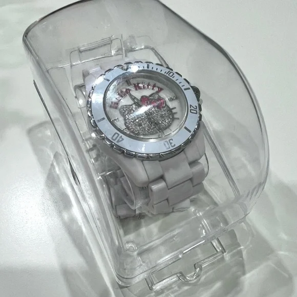 Hello Kitty Rhinestone Watch - Picture 2 of 4